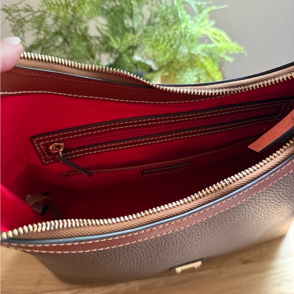 Dooney & Bourke Pebble Grain Hobo - Picture 5 of 5